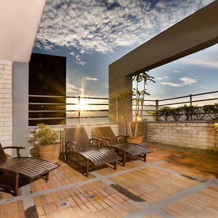 Cyan Suites Poblado By Mde Bnb Medellin Bagian luar foto