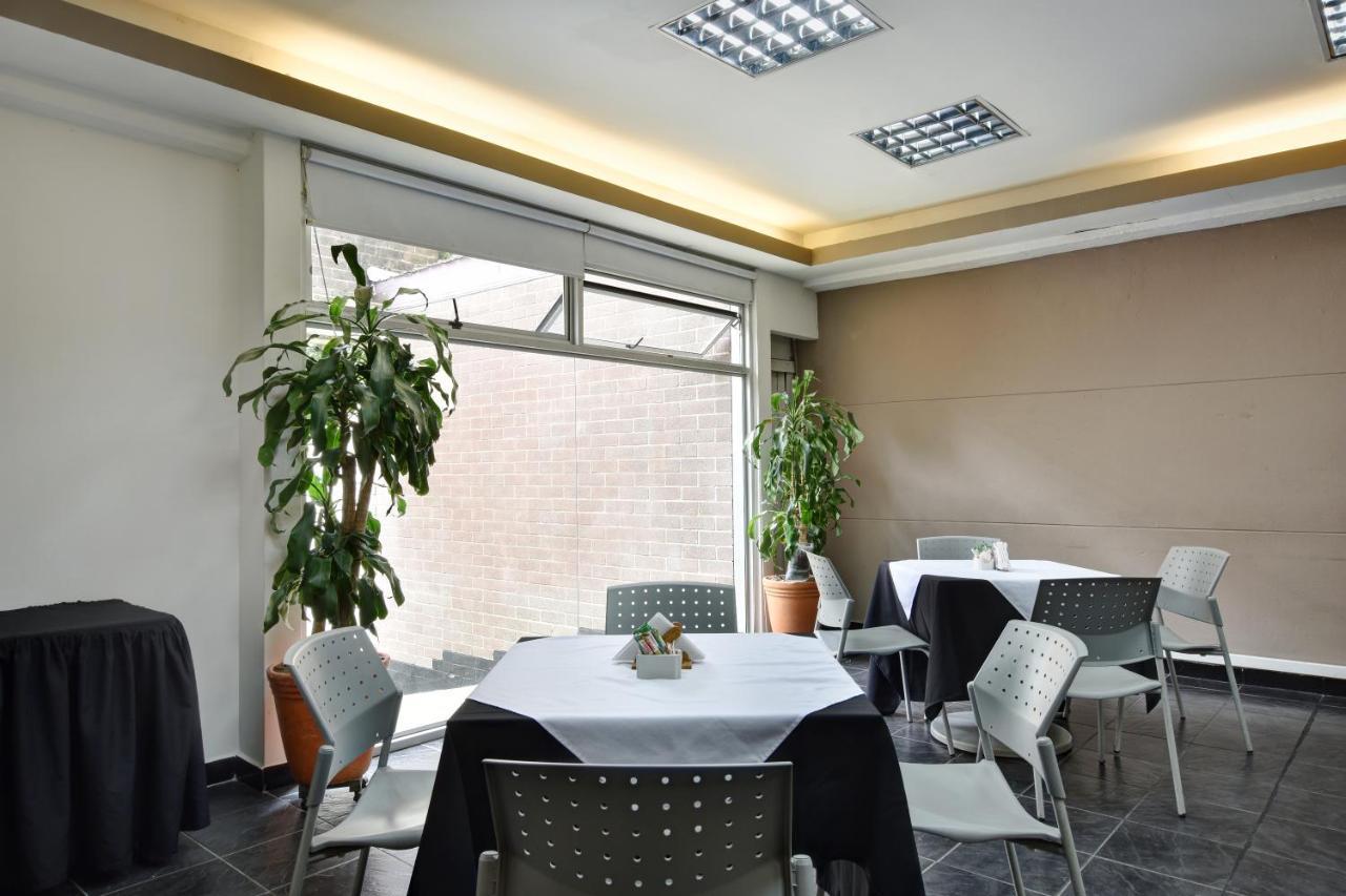 Cyan Suites Poblado By Mde Bnb Medellin Bagian luar foto