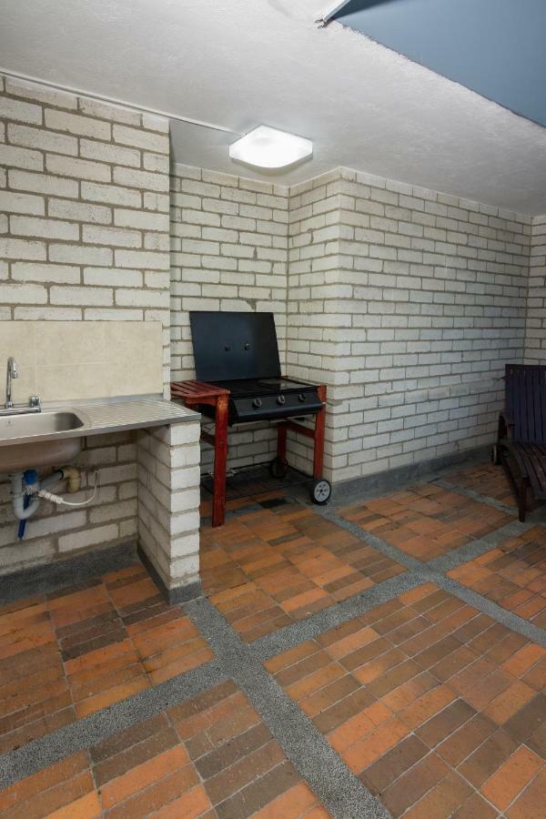 Cyan Suites Poblado By Mde Bnb Medellin Bagian luar foto