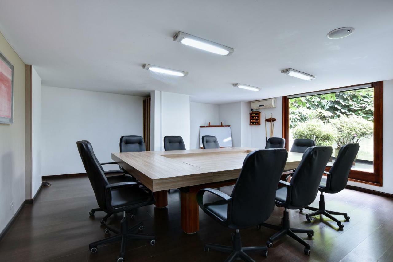Cyan Suites Poblado By Mde Bnb Medellin Bagian luar foto